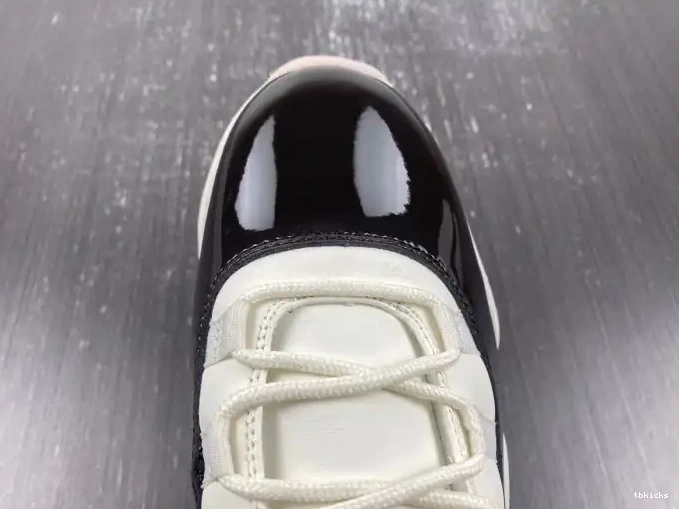Reps TB AR0715-101 11 Jordan Neapolitan Air WMNS 0510